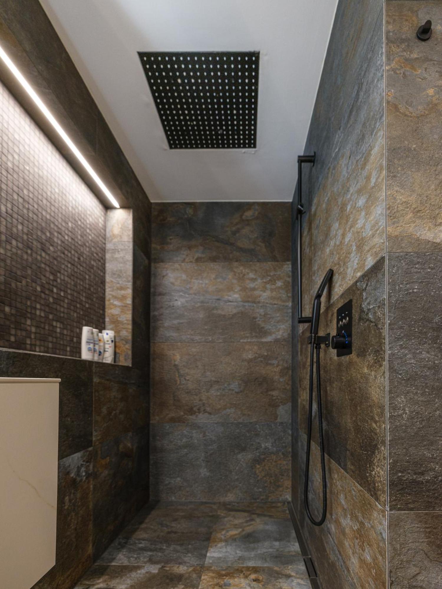Luxury Mountain Apartment With Private Sauna And Underground Parking St. Moritz Exteriör bild