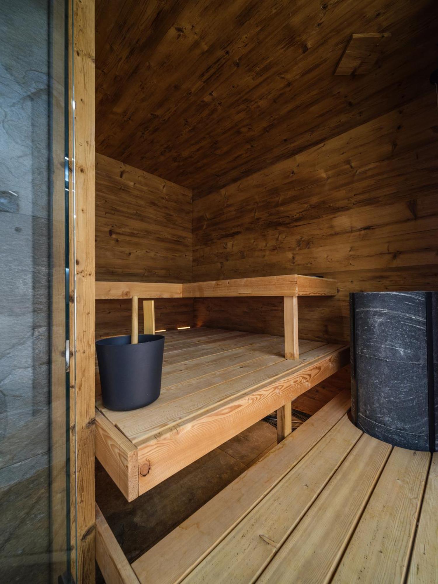 Luxury Mountain Apartment With Private Sauna And Underground Parking St. Moritz Exteriör bild